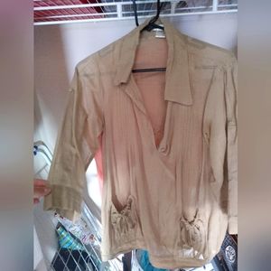 Woman's blouse never worn